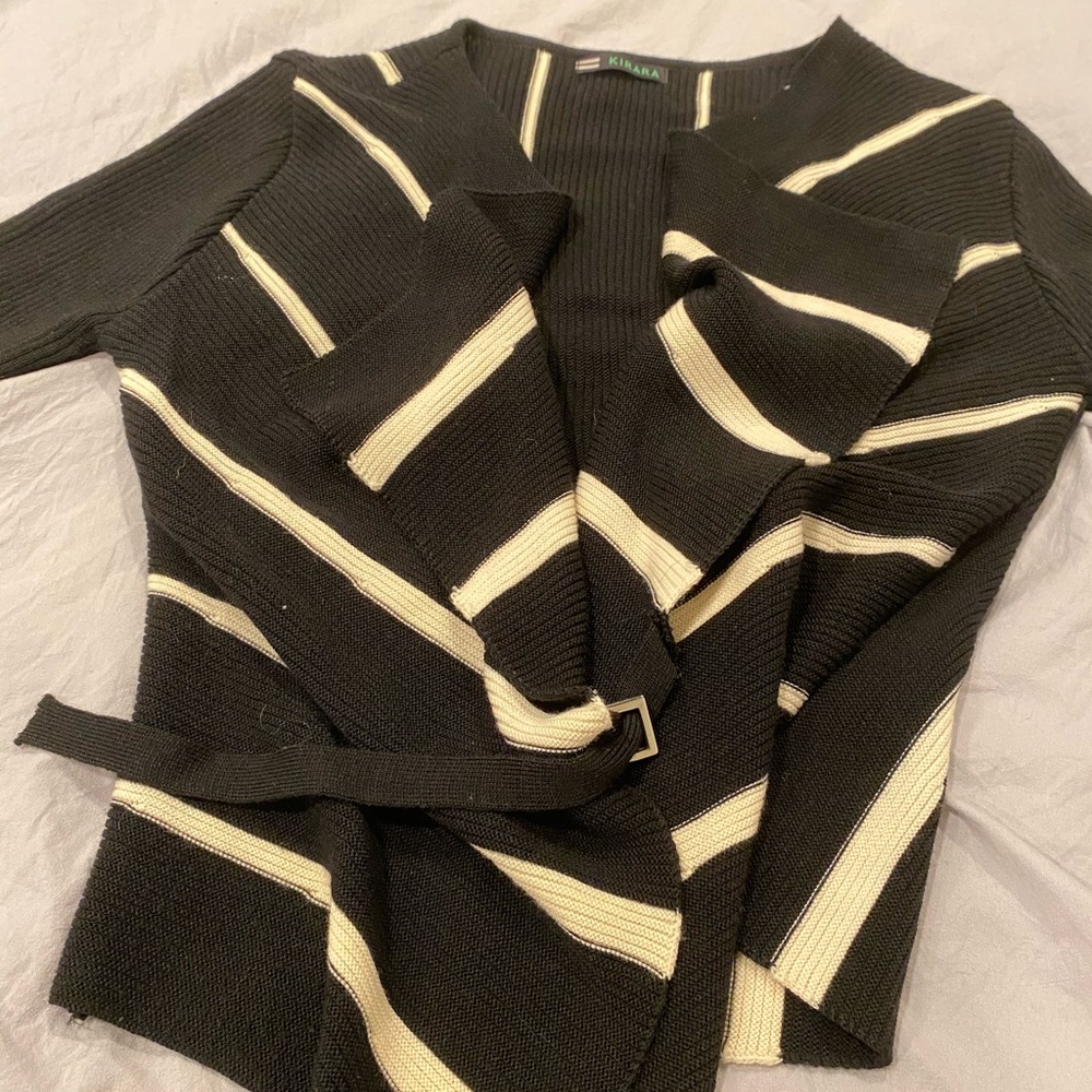 Jacket / Cardigan - Picture 2 of 2